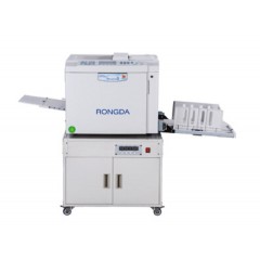 數(shù)碼制版全自動(dòng)孔版印刷一體化速印機(jī) 標(biāo)配